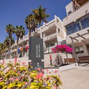 https://alameda-de-jandia.in-canary-islands.com